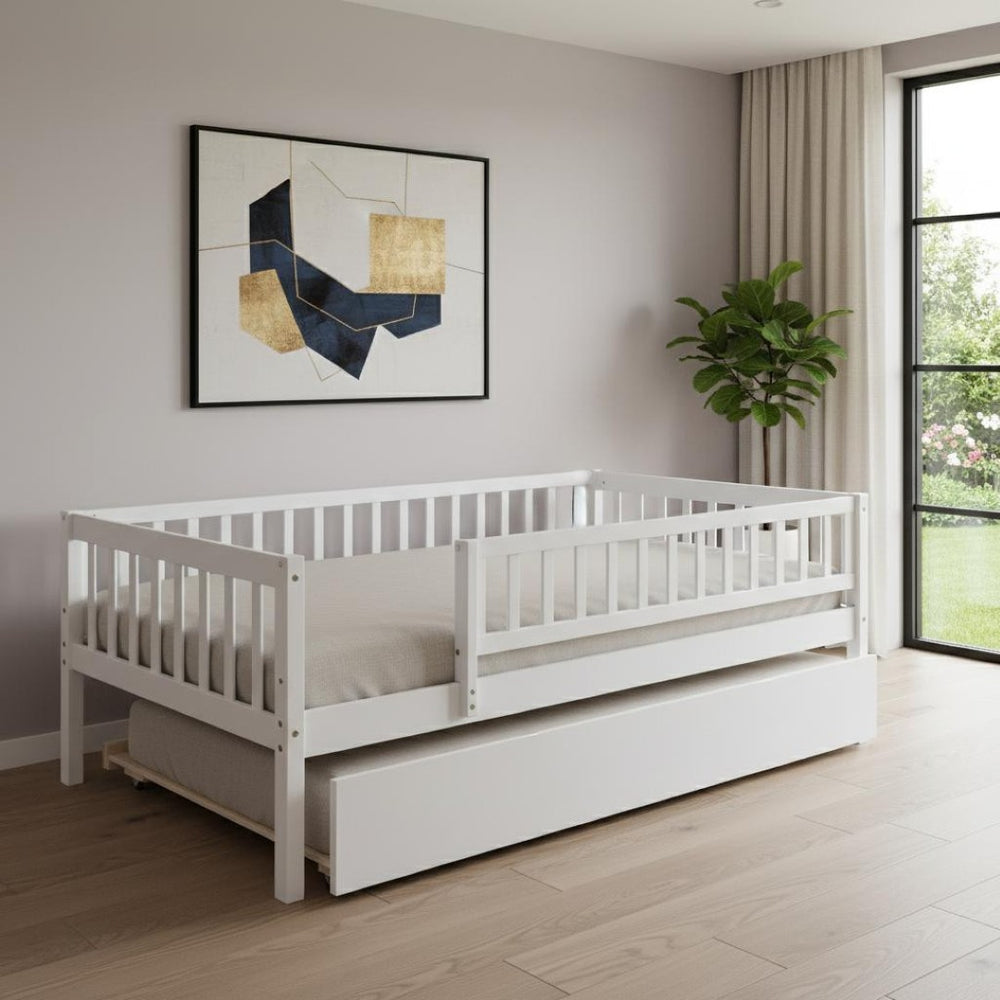 HomeRoots White Wood Twin Day Bed with Trundle - Stylish Space-Saving Solution for Guest Rooms & Living Areas 606957