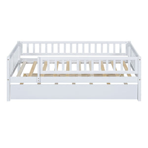 HomeRoots White Wood Twin Day Bed with Trundle - Stylish Space-Saving Solution for Guest Rooms & Living Areas 606957