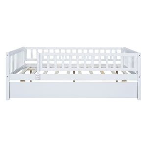 HomeRoots White Wood Full Daybed Frame with Trundle – Timeless Design, Versatile Comfort & Easy Storage Solution 606961