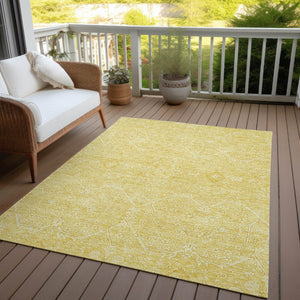HomeRoots 5' Gold Floral Washable Area Rug – Elegant Indoor-Outdoor Design for High-Traffic Spaces and Durability 9' X 12' 607366