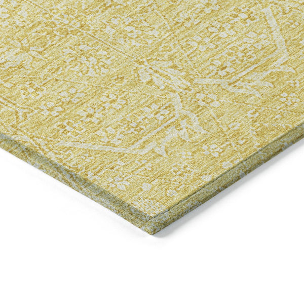 HomeRoots 5' Gold Floral Washable Area Rug – Elegant Indoor-Outdoor Design for High-Traffic Spaces and Durability 9' X 12' 607366