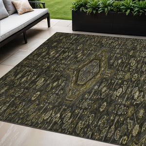 HomeRoots 5' Charcoal Medallion Indoor-Outdoor Area Rug – Durable, Washable & Stylish for Any Space 5' X 8' 607393
