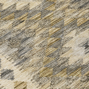 HomeRoots 5' Beige Geometric Indoor-Outdoor Area Rug - Durable, Stylish, and Machine Washable for All Spaces 8' Round 607424
