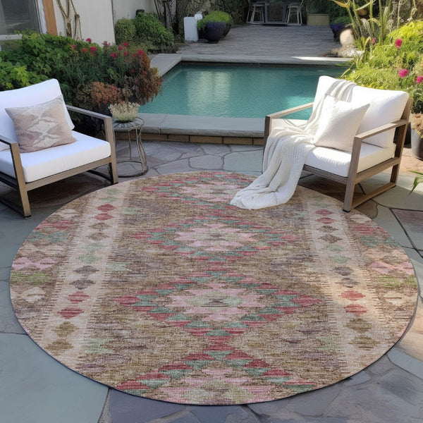HomeRoots 5' Brown Geometric Indoor Outdoor Area Rug - Durable, Washable, Stylish Design for High-Traffic Spaces 8' Round 607430