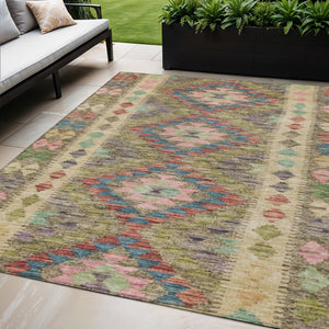 HomeRoots 5' Stylish Green Geometric Area Rug - Durable, Washable for Indoor & Outdoor Use, Perfect for High Traffic Areas 5' X 8' 607441
