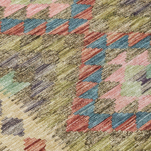 HomeRoots 5' Stylish Green Geometric Area Rug - Durable, Washable for Indoor & Outdoor Use, Perfect for High Traffic Areas 8' Round 607442