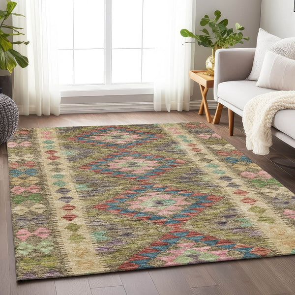 HomeRoots 5' Stylish Green Geometric Area Rug - Durable, Washable for Indoor & Outdoor Use, Perfect for High Traffic Areas 8' X 10' 607443