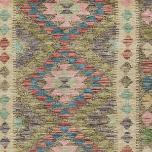 HomeRoots 5' Stylish Green Geometric Area Rug - Durable, Washable for Indoor & Outdoor Use, Perfect for High Traffic Areas 10' X 14' 607445