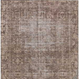 HomeRoots 5' Brown Oriental Area Rug - Elegant, Washable Design for Indoor & Outdoor Living Spaces 8' X 10' 607527
