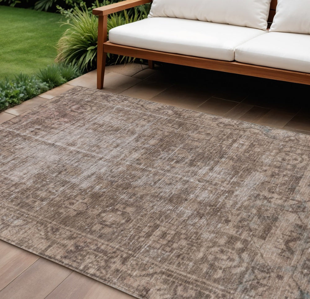 HomeRoots 5' Brown Oriental Area Rug - Elegant, Washable Design for Indoor & Outdoor Living Spaces 9' X 12' 607528