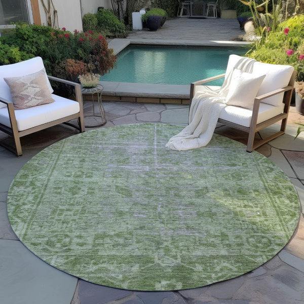 HomeRoots 5' Fern Green Oriental Area Rug - Elegant, Stain-Resistant Design for Indoor & Outdoor Spaces 8' Round 607538