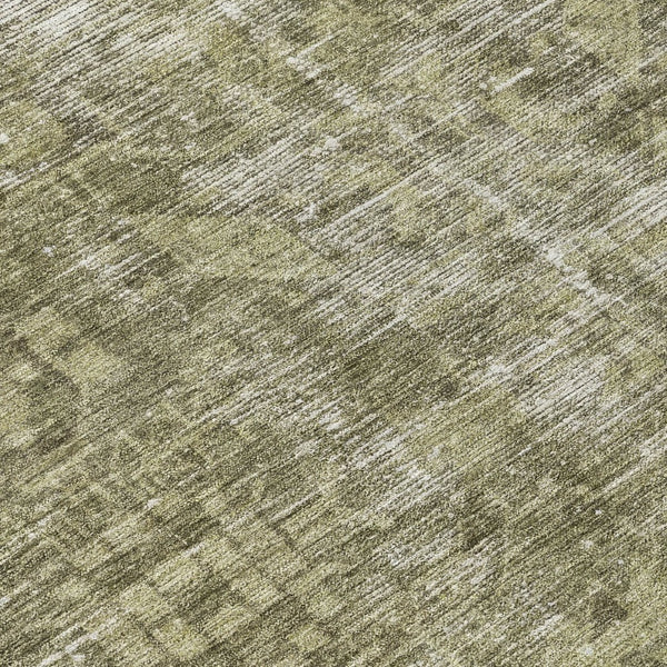 HomeRoots 5' Olive Green Oriental Area Rug – Durable, Washable & Stylish for Indoor/Outdoor Spaces 8' Round 607568
