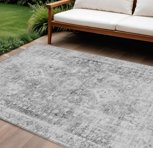 HomeRoots 5' Charcoal Oriental Area Rug - Durable, Washable Indoor & Outdoor Rug for High-Traffic Spaces 10' X 14' 607595