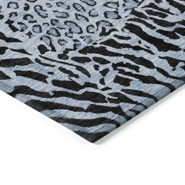 HomeRoots 5' Blue Animal Print Washable Area Rug - Stylish, Durable Accent for Indoor and Outdoor Spaces 8' Round 607640