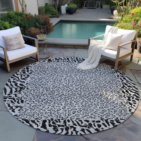 HomeRoots 5' Gray Animal Print Washable Area Rug - Stylish, Durable, and Easy-Clean for Indoor/Outdoor Use 8' Round 607652