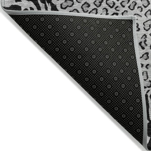HomeRoots 5' Gray Animal Print Washable Area Rug - Stylish, Durable, and Easy-Clean for Indoor/Outdoor Use 8' Round 607652