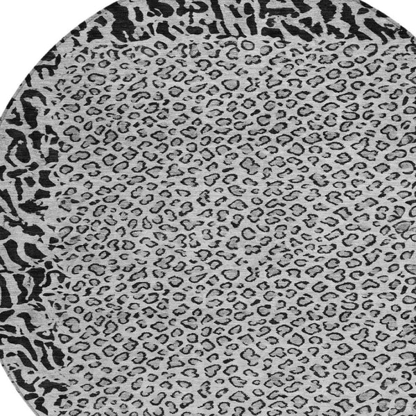 HomeRoots 5' Gray Animal Print Washable Area Rug - Stylish, Durable, and Easy-Clean for Indoor/Outdoor Use 8' Round 607652