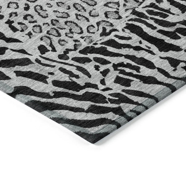 HomeRoots 5' Gray Animal Print Washable Area Rug - Stylish, Durable, and Easy-Clean for Indoor/Outdoor Use 10' X 14' 607655