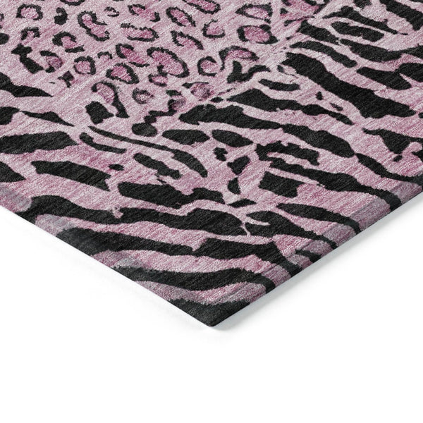HomeRoots 5' Pink Animal Print Rug - Stylish Washable Indoor/Outdoor Area Rug for Modern Homes & Patios 5' X 8' 607657