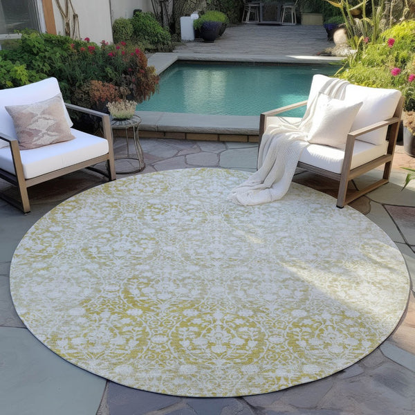 HomeRoots 5' Gold Damask Area Rug – Elegant, Durable, Machine Washable Design for Indoor and Outdoor Spaces 8' Round 607700