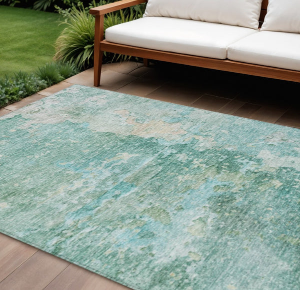 HomeRoots 5' Emerald Abstract Area Rug - Durable, Washable, Chic Design for Indoor and Outdoor Spaces 8' X 10' 607785