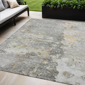 HomeRoots 5' Gray Abstract Area Rug – Stylish, Washable Indoor/Outdoor Design for High-Traffic Spaces 5' X 8' 607801