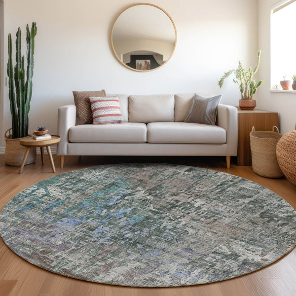 HomeRoots 5' Fern Green Abstract Indoor-Outdoor Area Rug – Stylish, Durable, Easy-Care for Any Space 8' Round 607868
