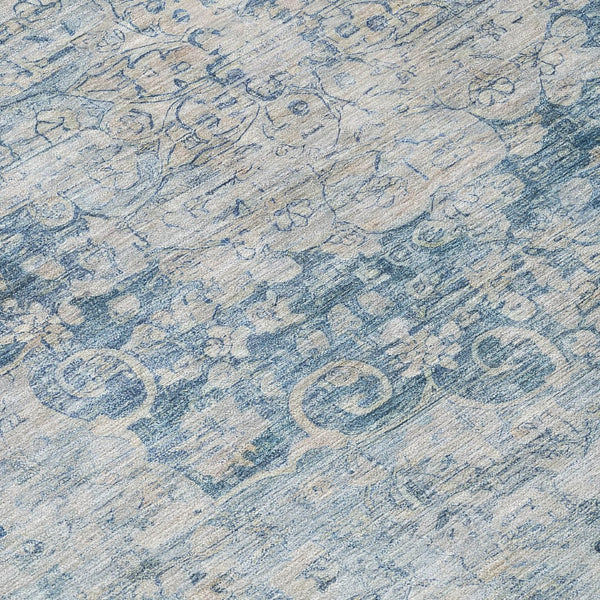 HomeRoots 5' Timeless Blue Floral Medallion Area Rug - Washable Indoor/Outdoor Style for High-Traffic Spaces 8' Round 607898
