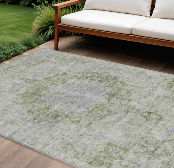 HomeRoots 5' Olive Green Floral Medallion Area Rug – Durable, Washable & Perfect for Indoor or Outdoor Spaces 8' X 10' 607911