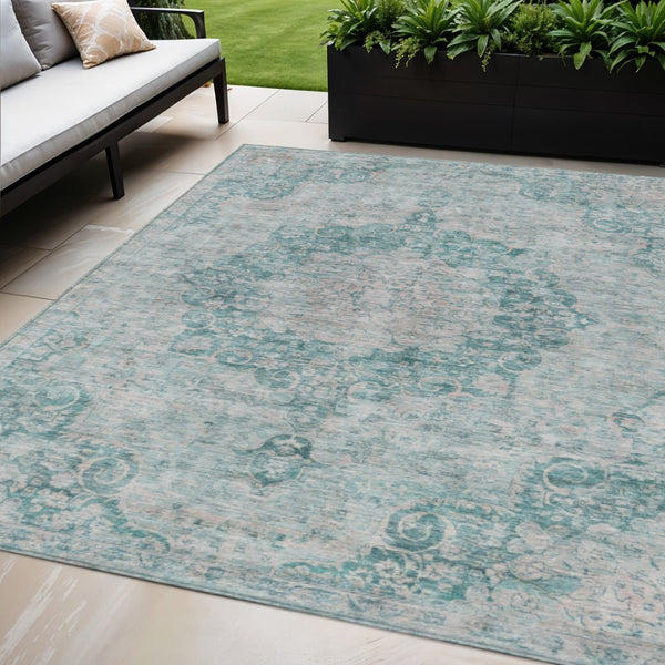 HomeRoots 5' Teal Blue Floral Medallion Area Rug – Durable, Washable, and Perfect for Indoor or Outdoor Spaces 5' X 8' 607945