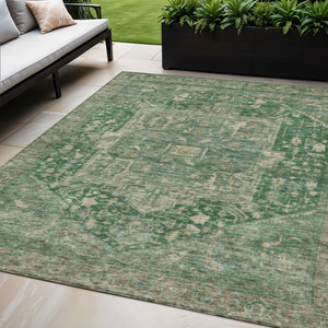 HomeRoots 5' Emerald Medallion Washable Area Rug - Durable, Stylish Design for Indoor & Outdoor Spaces 5' X 8' 608017