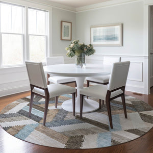 HomeRoots 5' Brown Geometric Indoor Outdoor Area Rug - Stylish, Durable, Washable Design for Any Space 8' Round 608042