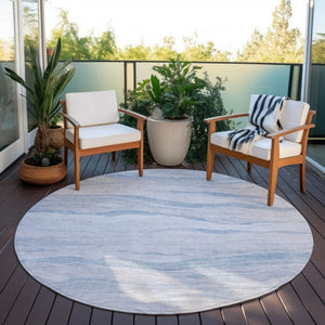 HomeRoots 5' Sky Blue Striped Indoor Outdoor Area Rug – Stylish, Durable, Washable for High-Traffic Spaces 8' Round 608126