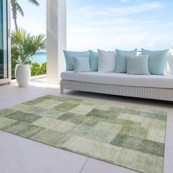HomeRoots 5' Artichoke Green Geometric Rug - Stylish, Washable, and Durable for Indoor and Outdoor Spaces 9' X 12' 608260