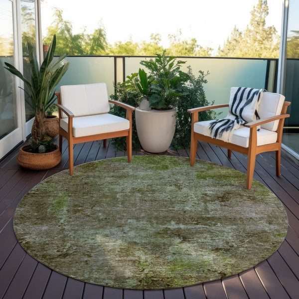 HomeRoots 5' Brown Abstract Washable Area Rug for Indoor and Outdoor Spaces - Durable, Stylish & Easy Care 8' Round 608779