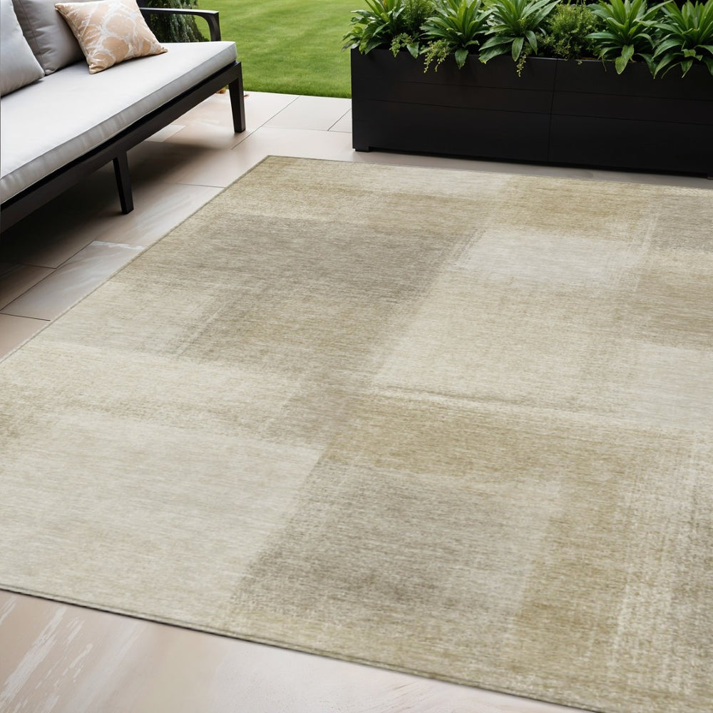HomeRoots 5' Taupe Geometric Indoor Outdoor Area Rug – Durable, Washable, Stylish Solution for Your Home Decor 5' X 8' 608784
