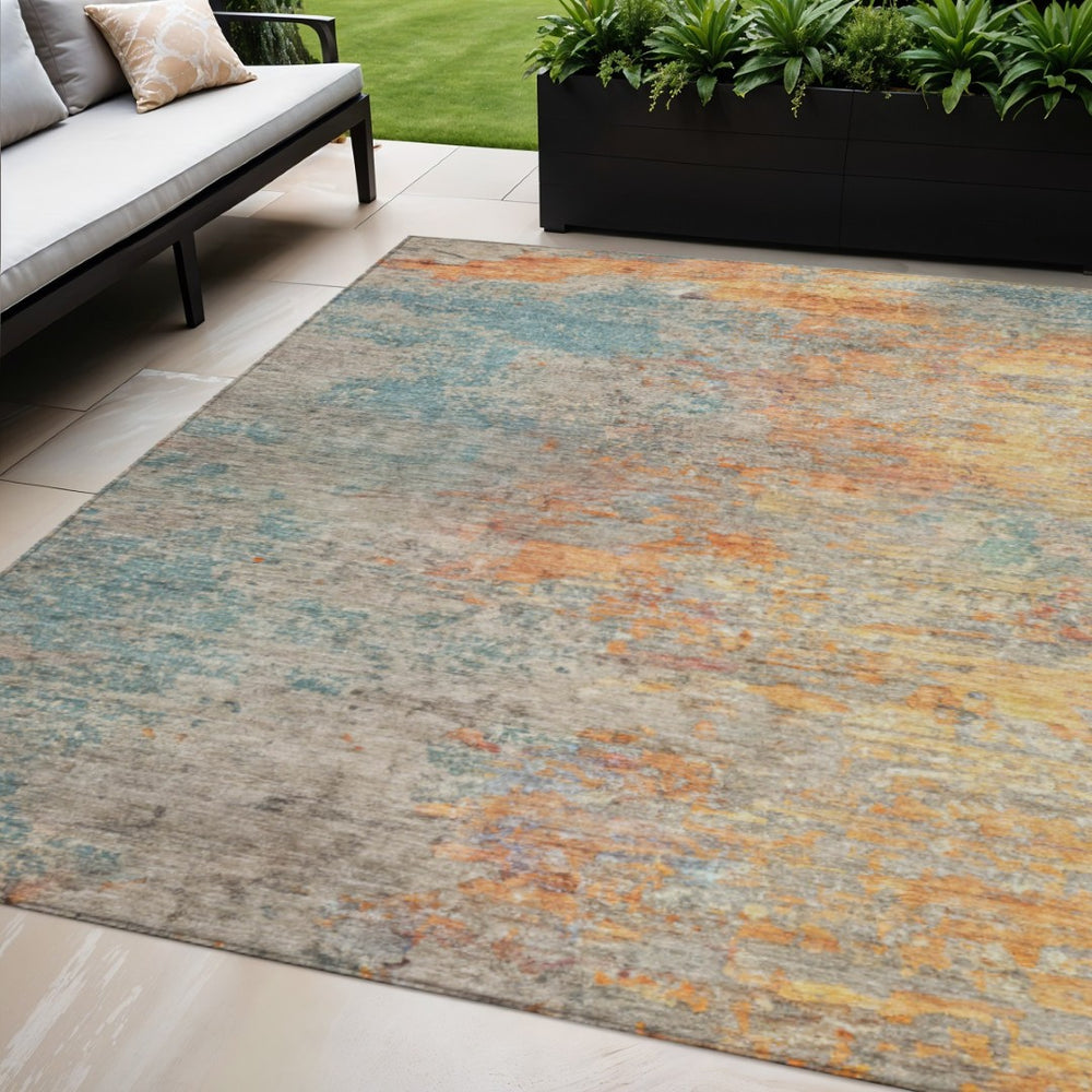HomeRoots 5' Teal Blue Abstract Area Rug - Modern, Washable, Heavy-Duty Design for Indoor & Outdoor Spaces 5' X 8' 608832