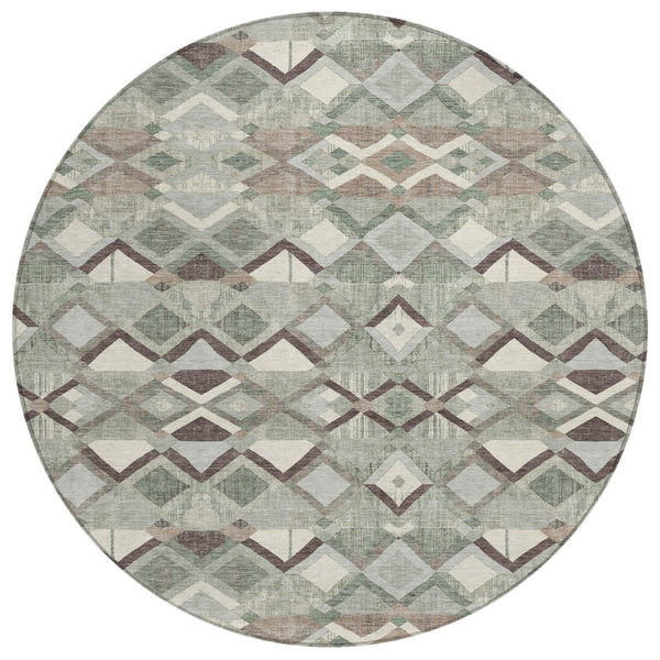HomeRoots 5' Geometric Sage and Off-White Indoor Outdoor Area Rug - Stylish, Washable, and Durable Design 8' Round 608995