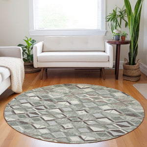 HomeRoots 5' Geometric Sage and Off-White Indoor Outdoor Area Rug - Stylish, Washable, and Durable Design 8' Round 608995