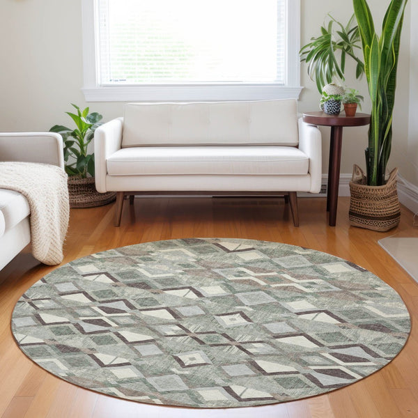 HomeRoots 5' Geometric Sage and Off-White Indoor Outdoor Area Rug - Stylish, Washable, and Durable Design 8' Round 608995