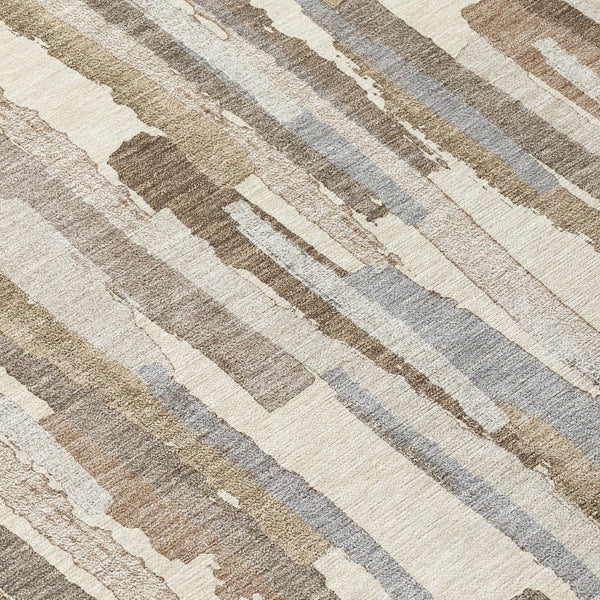 HomeRoots 5' Washable Ivory and Beige Striped Area Rug – Perfect for Indoor and Outdoor Durability and Style! 8' Round 609038