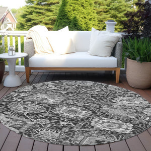 HomeRoots 5' Timeless Gray Damask Indoor Outdoor Area Rug - Elegant, Washable, Durable for Any Space 8' Round 609074