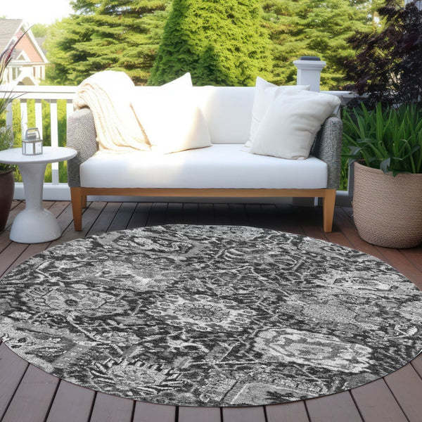 HomeRoots 5' Timeless Gray Damask Indoor Outdoor Area Rug - Elegant, Washable, Durable for Any Space 8' Round 609074