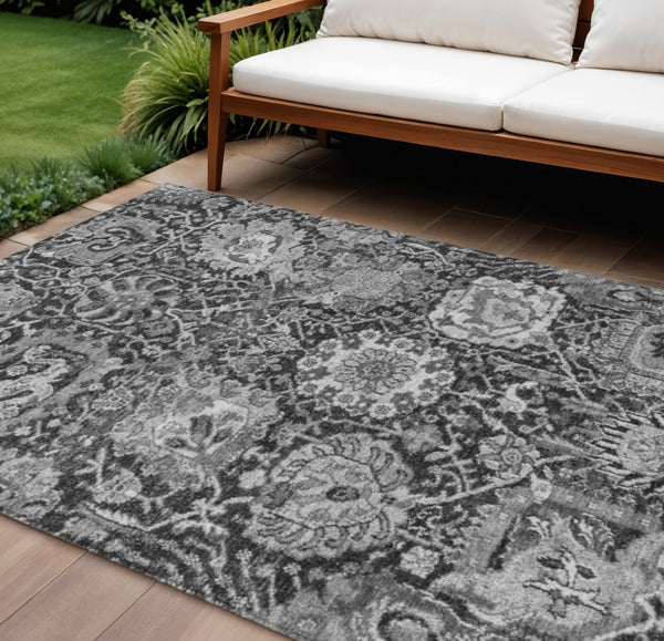 HomeRoots 5' Timeless Gray Damask Indoor Outdoor Area Rug - Elegant, Washable, Durable for Any Space 8' X 10' 609075