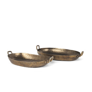 HomeRoots Set of Two Elegant Gold Oval Metal Handmade Serving Trays with Handles for Stylish Home Decor 609097