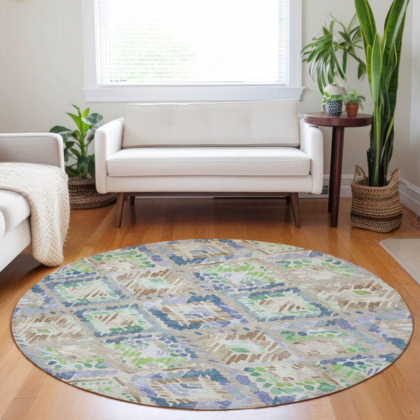 HomeRoots 5' Geometric Beige, Blue, and Green Area Rug - Stylish, Washable Indoor/Outdoor Design for Any Space 8' Round 609120