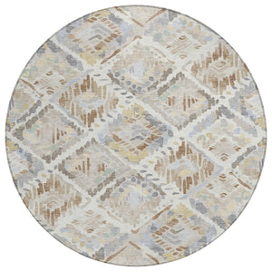 HomeRoots 5' Ivory and Cream Geometric Area Rug - Durable, Washable, Indoor/Outdoor Design for Any Space 8' Round 609138