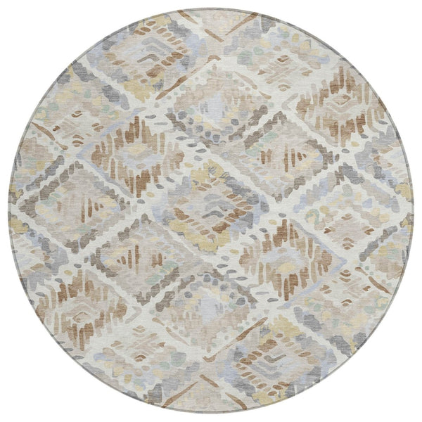 HomeRoots 5' Ivory and Cream Geometric Area Rug - Durable, Washable, Indoor/Outdoor Design for Any Space 8' Round 609138