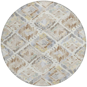 HomeRoots 5' Ivory and Cream Geometric Area Rug - Durable, Washable, Indoor/Outdoor Design for Any Space 8' Round 609138