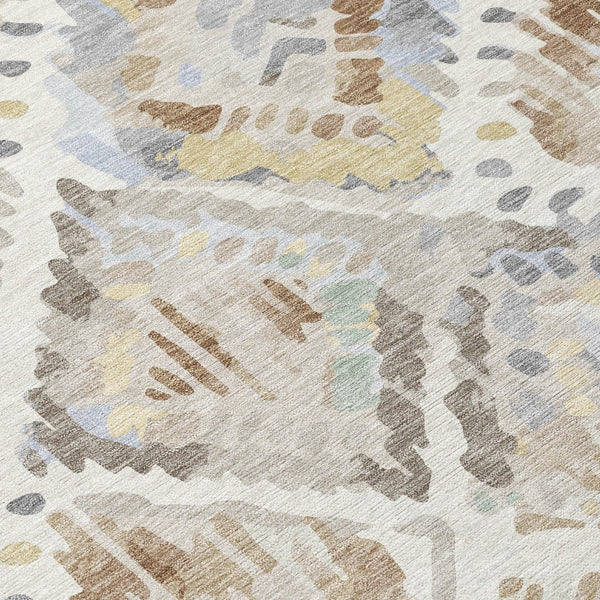 HomeRoots 5' Ivory and Cream Geometric Area Rug - Durable, Washable, Indoor/Outdoor Design for Any Space 8' X 10' 609139